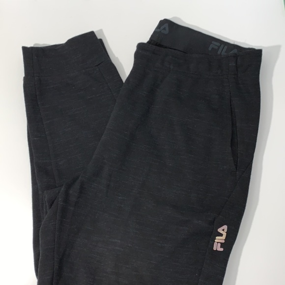 Fila ‘Live in Motion’ men’s heathered black sweatpants joggers.  Large.  EUC‎